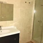 皮诺索公寓式酒店 圣埃乌拉利亚