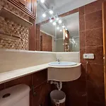 皮诺索公寓式酒店 * 圣埃乌拉利亚