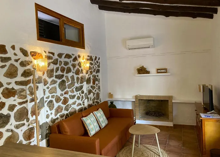 Pinosol Santa Eularia des Riu